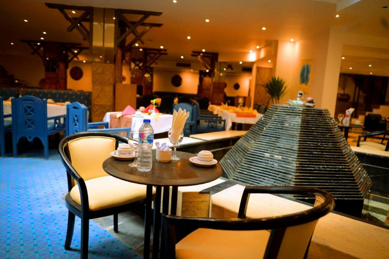 Cleopatra Hotel Aswan Exterior photo