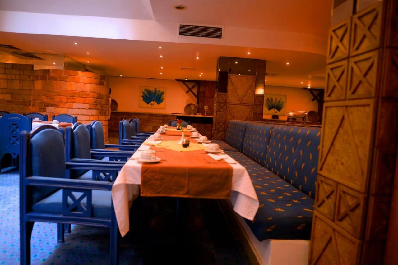Cleopatra Hotel Aswan Exterior photo